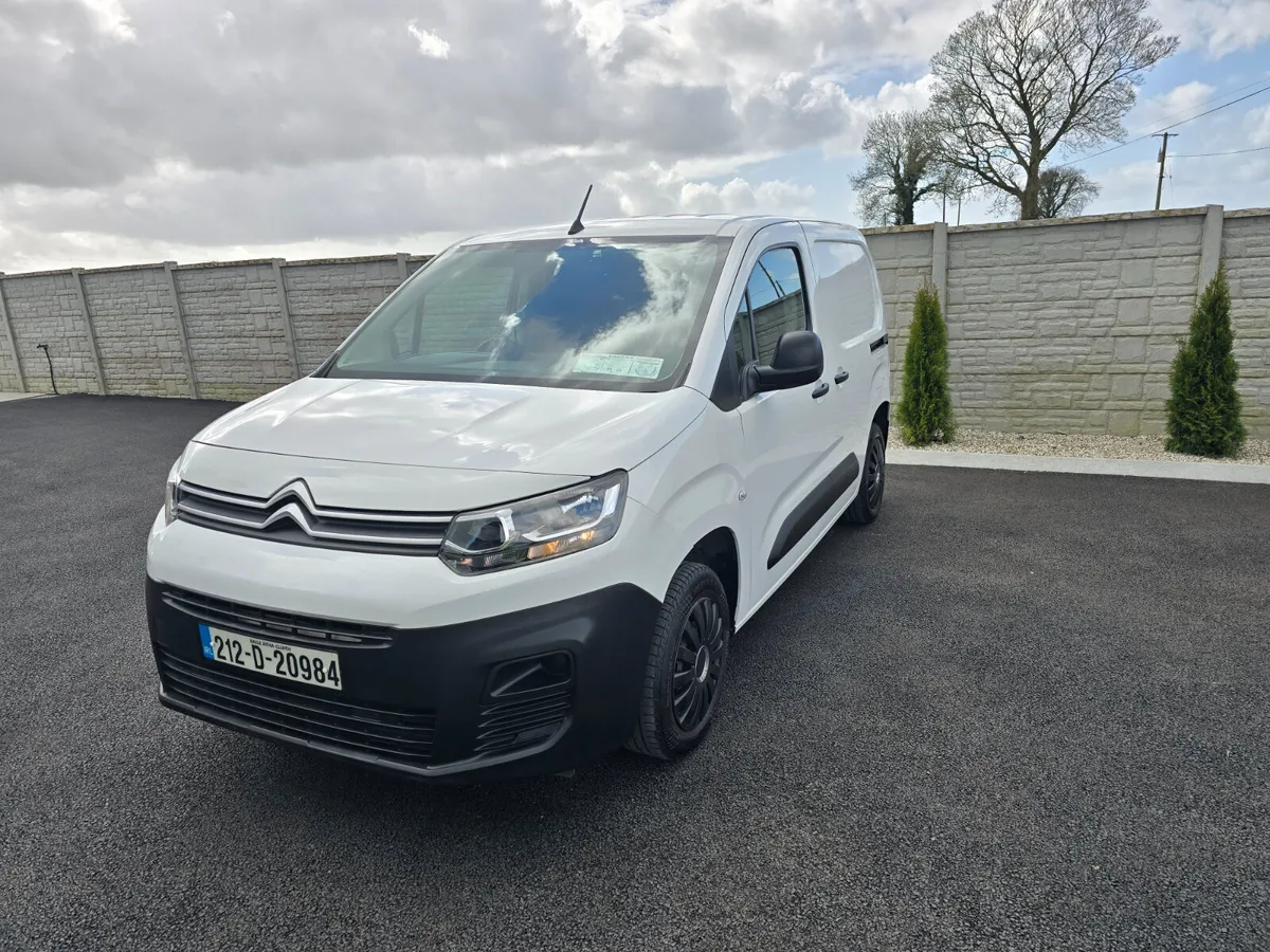 212 Citroen Berlingo  Diesel 3 seater Doe Tax - Image 3