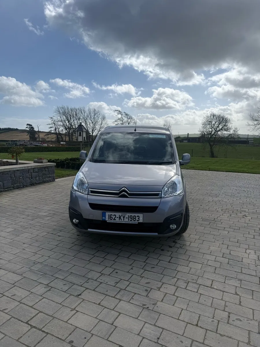 Wheelchair Van - Image 2