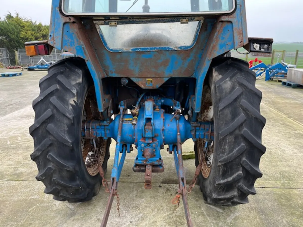 FORD 4600 TRACTOR - Image 4