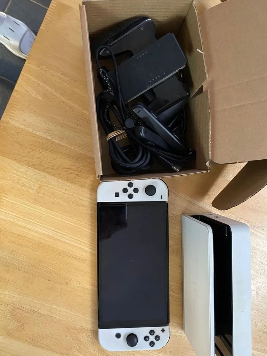 Nintendo switch Oled - Image 3