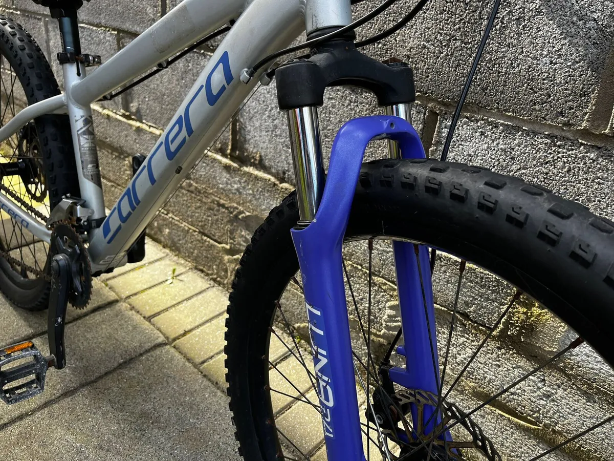 Carrera 24 Junior mountain bike - Image 3