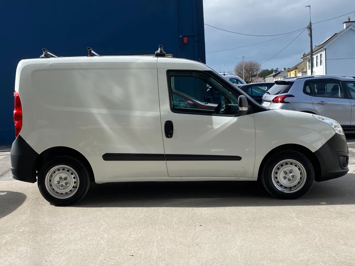 Opel Combo Van L1H1 2000 Base 1.3cdti - Image 2