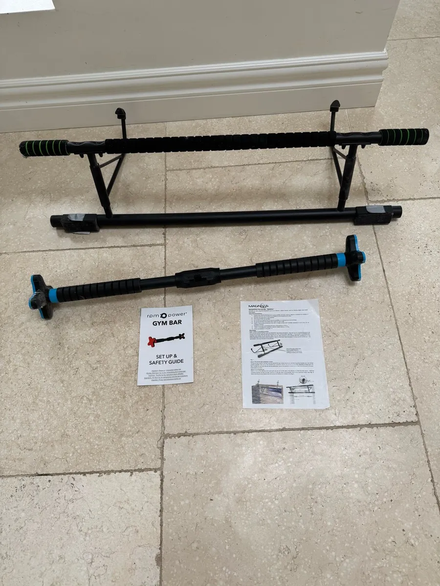 FREE: Pull Up Bars - Image 1