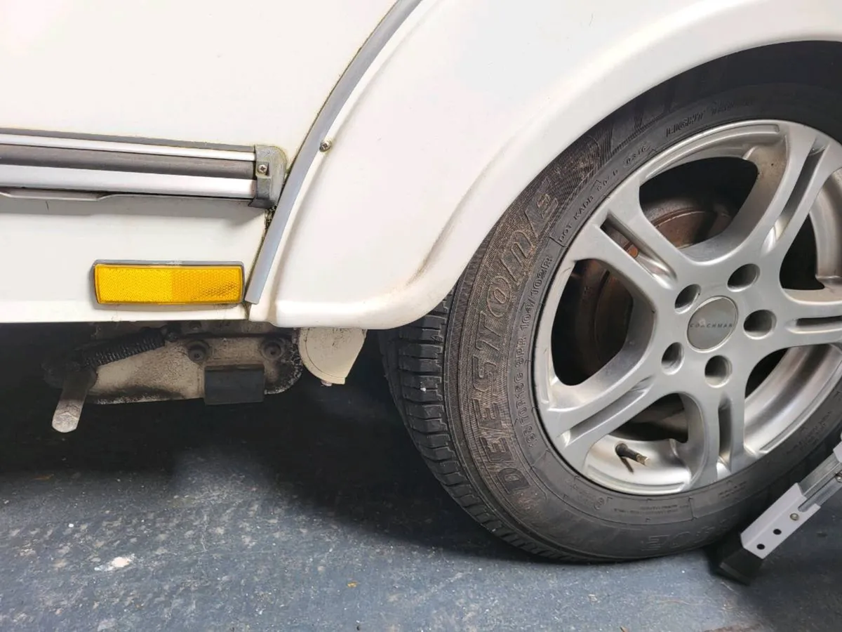 2010 coachman ,pastiche 520/4 - Image 2