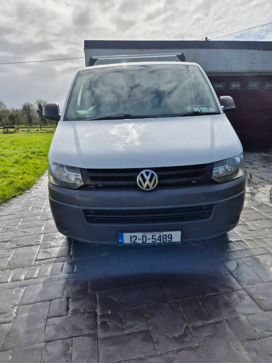 VW Transporter  T5 - Image 2
