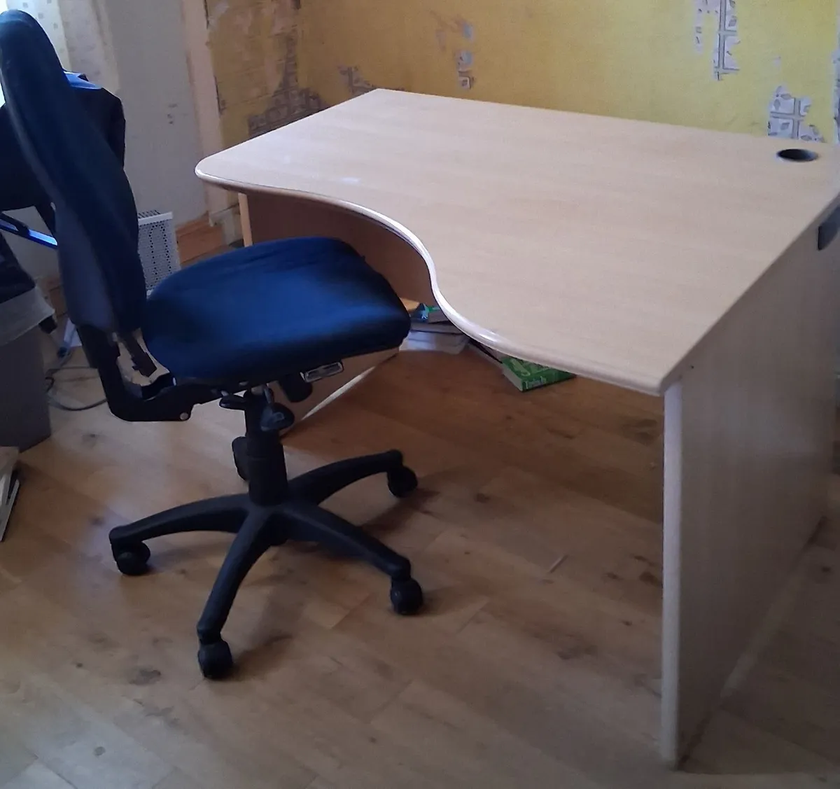 Desk and swivel chair