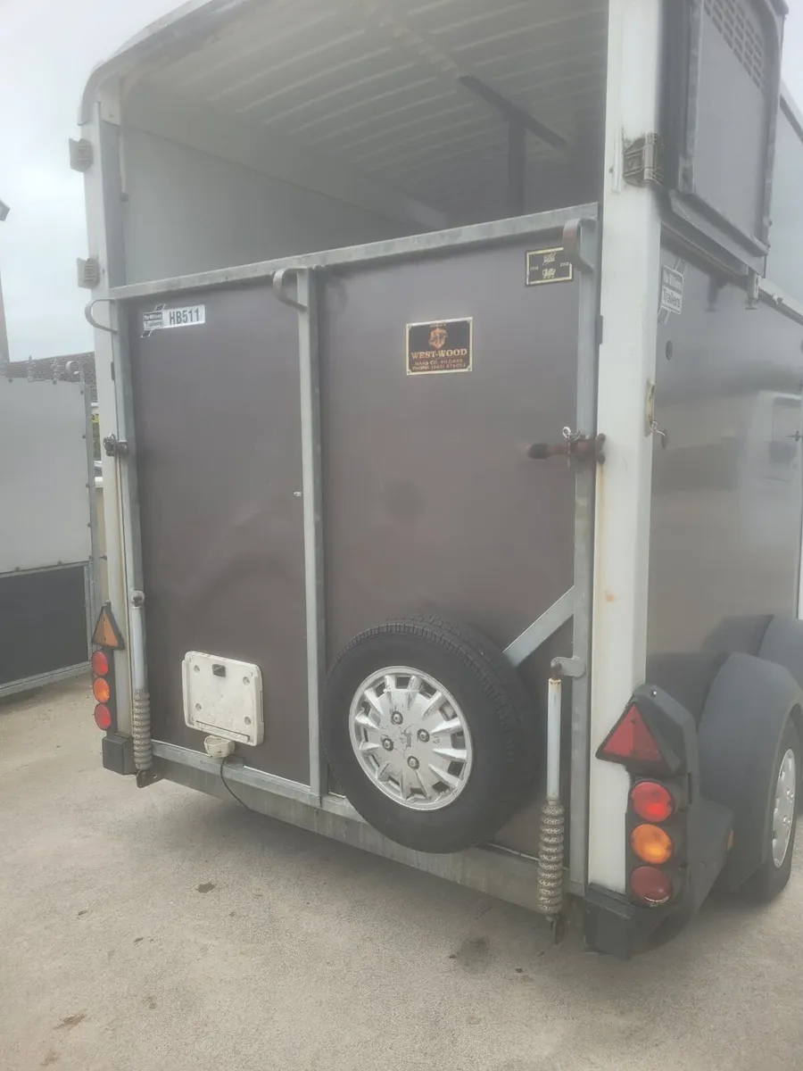 Ifor Williams 511 horse box with keys and paperwor - Image 4