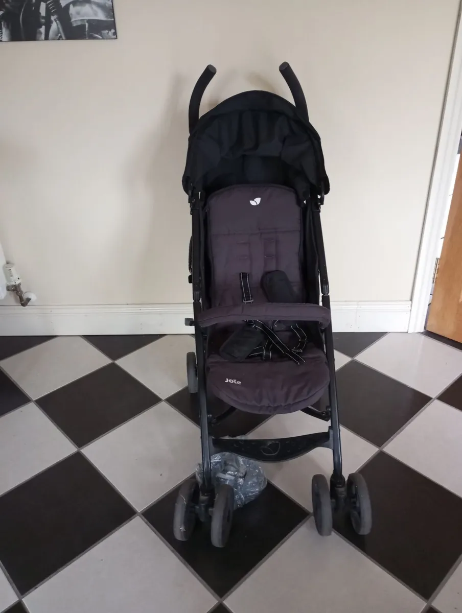 Joie buggy - Image 1