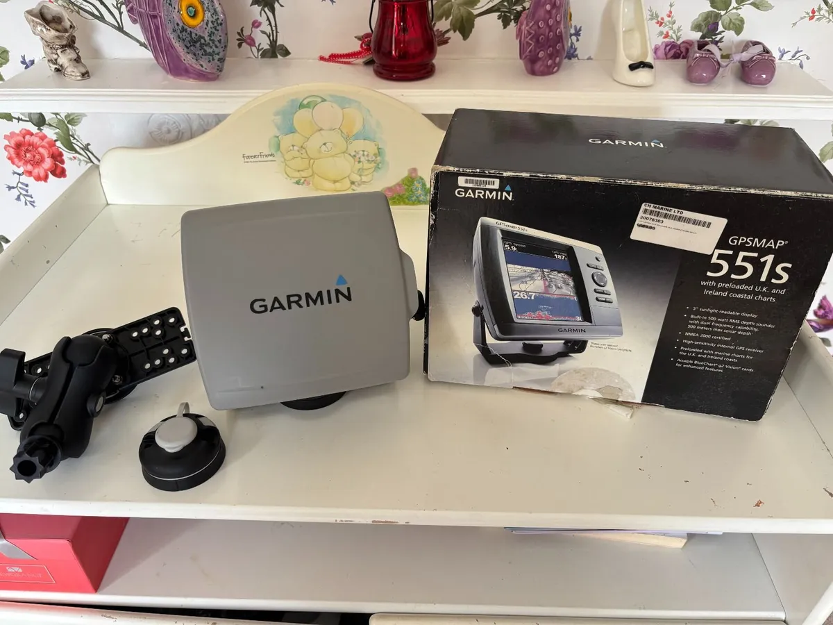 Garmin map 551s GPS - Image 1