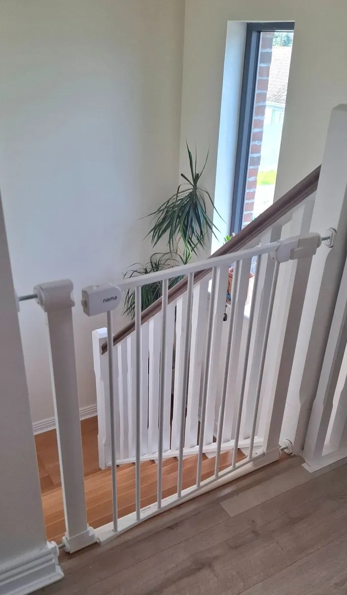 Easy fit flat bar gate - NOMA, brand new - Image 3