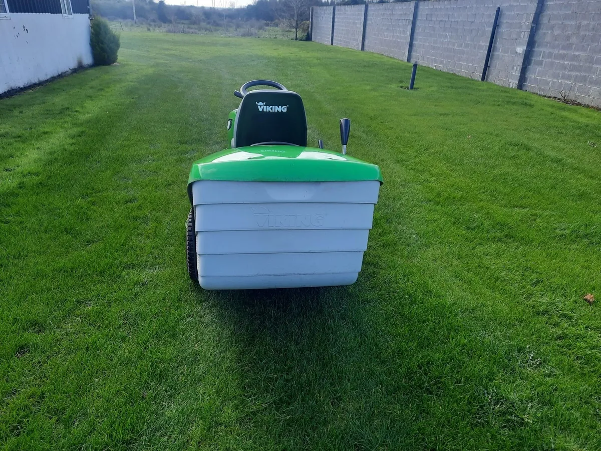 Viking/Stihl Ride On Lawnmower - Image 4