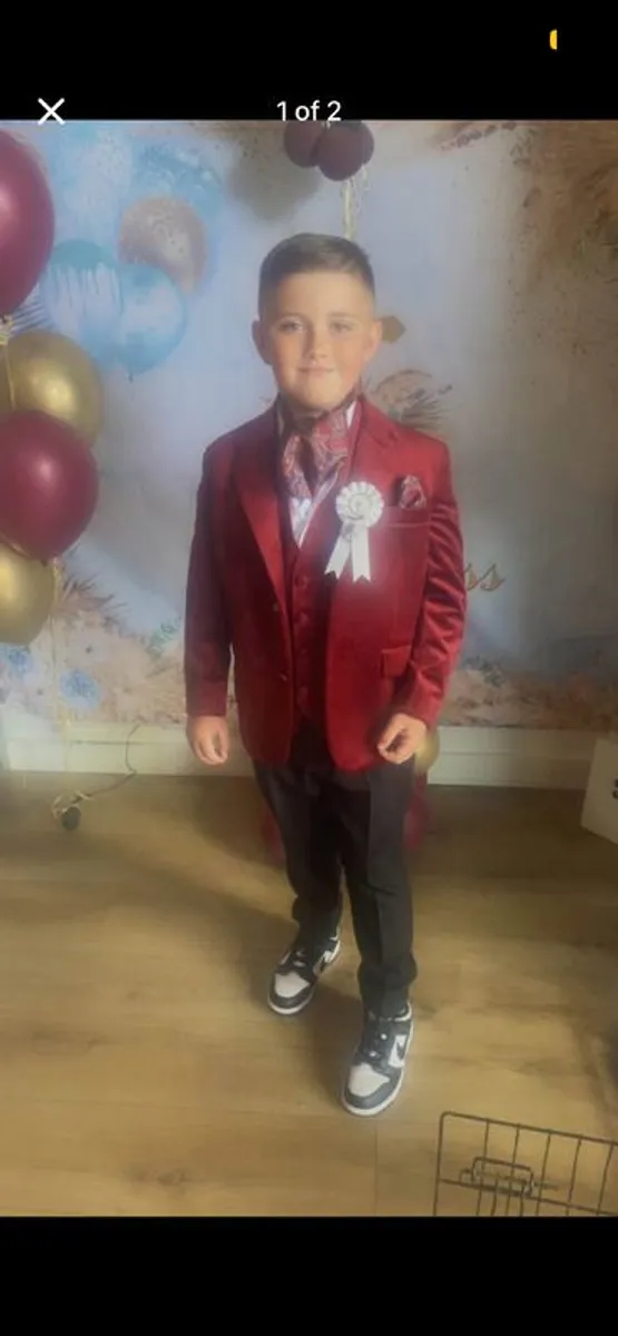 Boys communion suit - Image 2