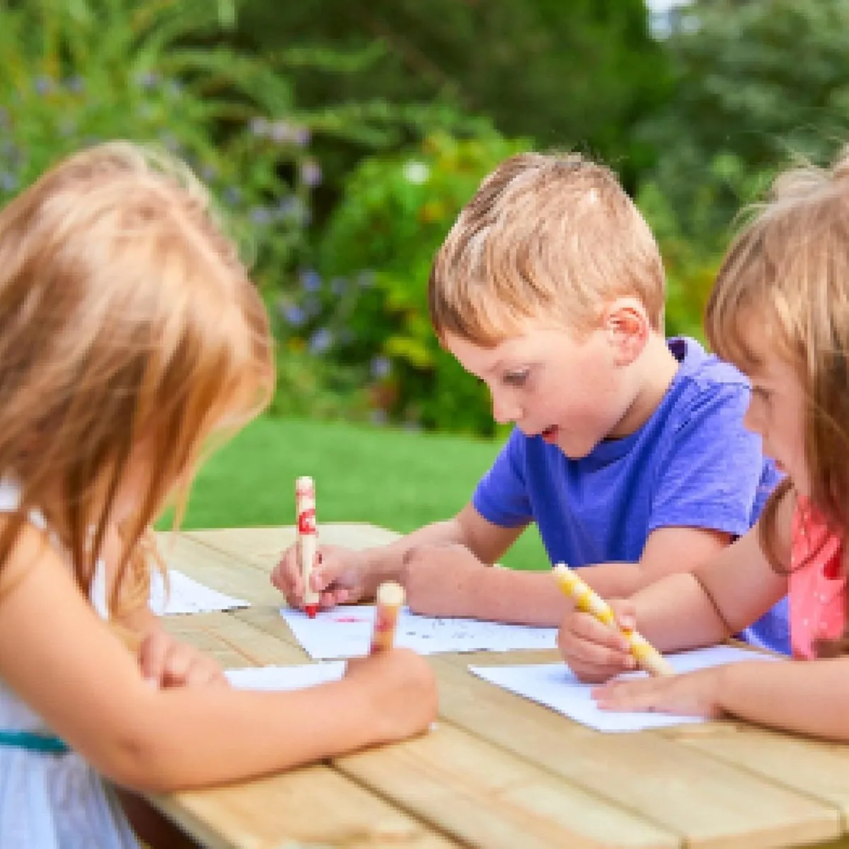 TP Toys Picnic Table Sandpit Wooden 110 cm x 102 - Image 3