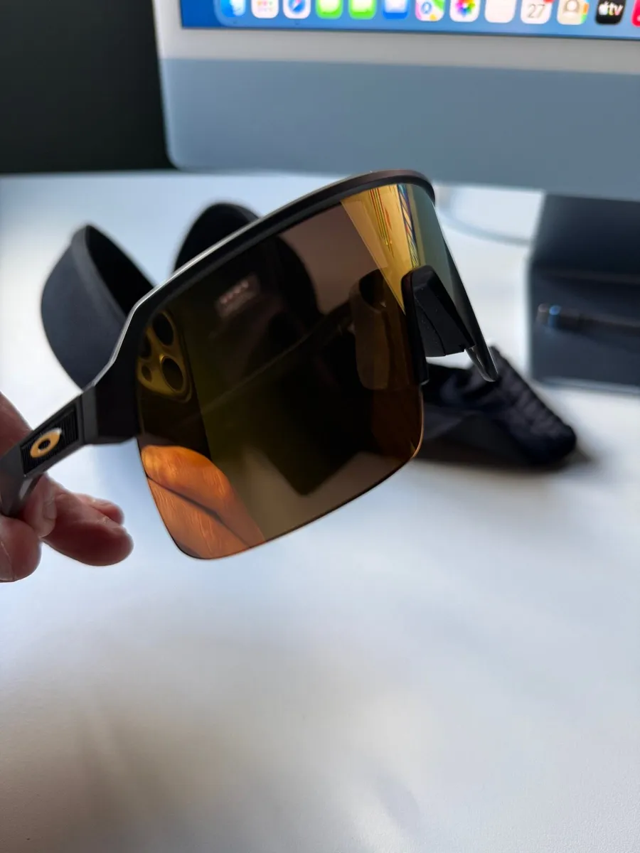 Oakley Sutro Lite - Image 2
