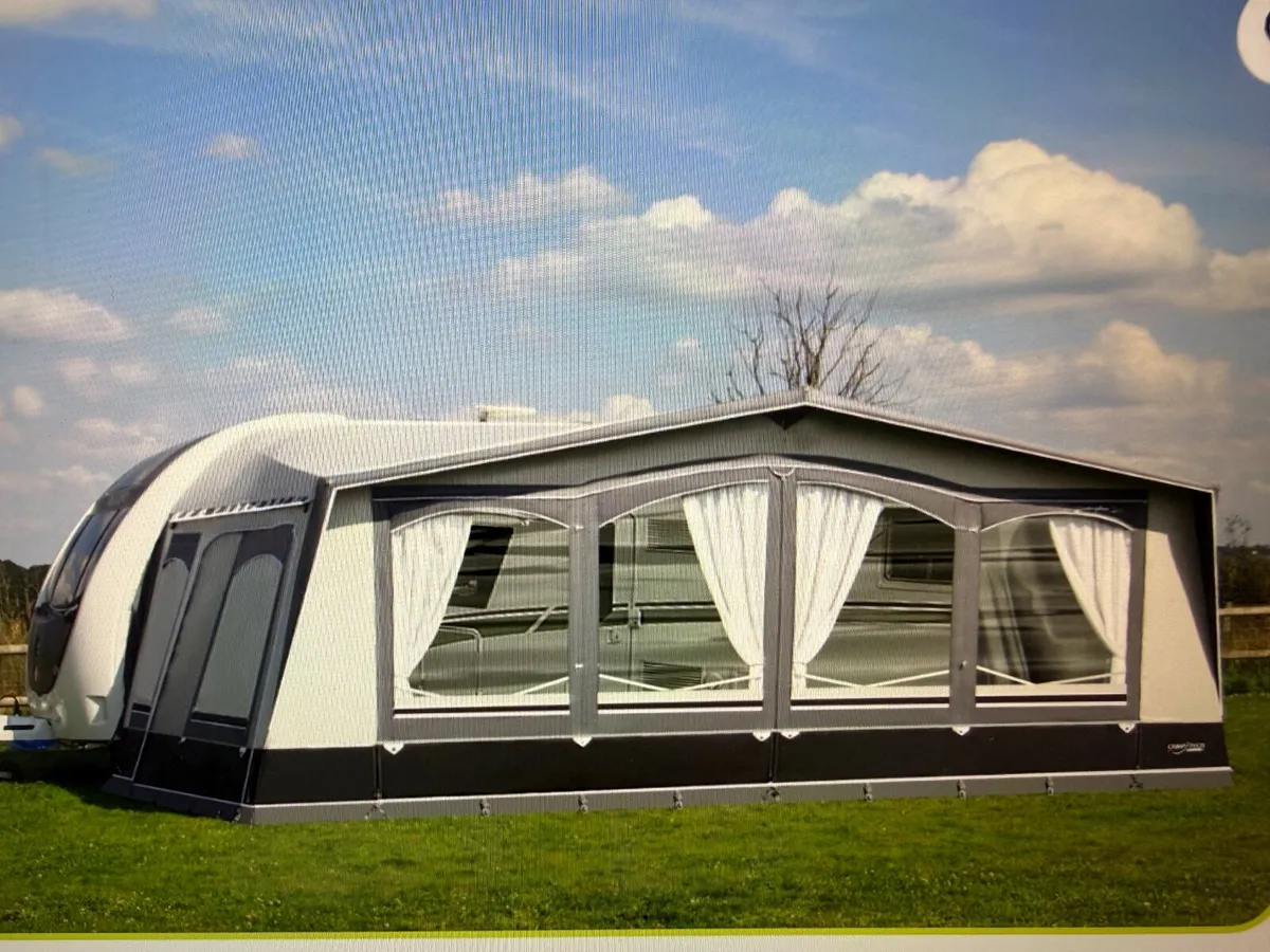 Caravan awning - Image 1