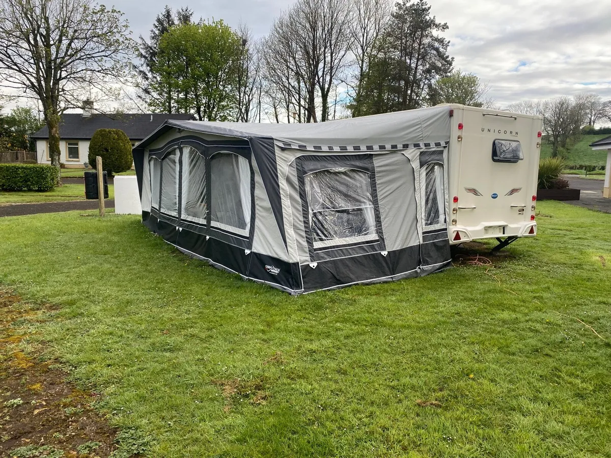 Caravan awning - Image 3
