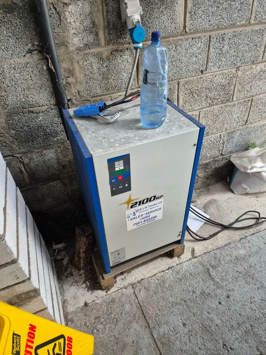 Yale Electrical fork lift ERP 16ATF(SWB) F2080 - Image 4