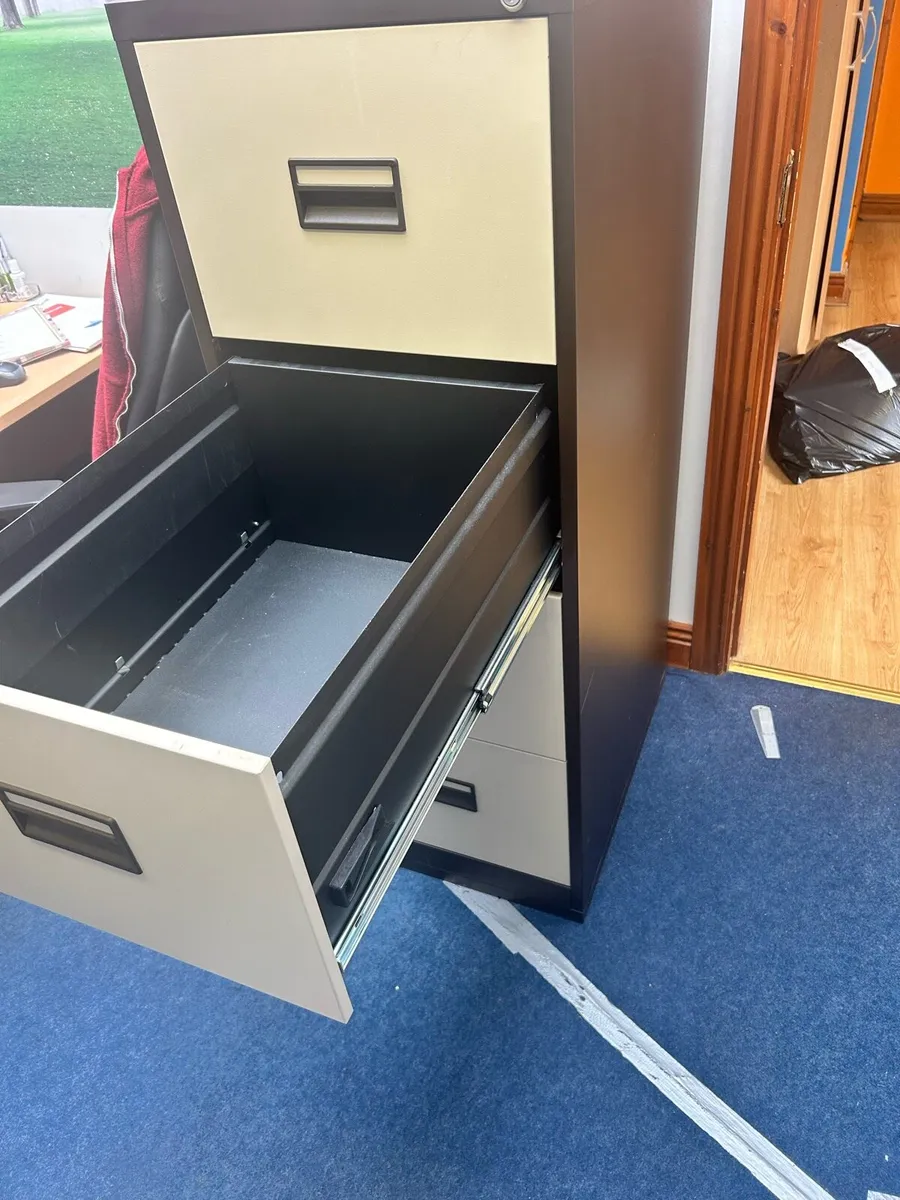 Filing cabinet - Image 2