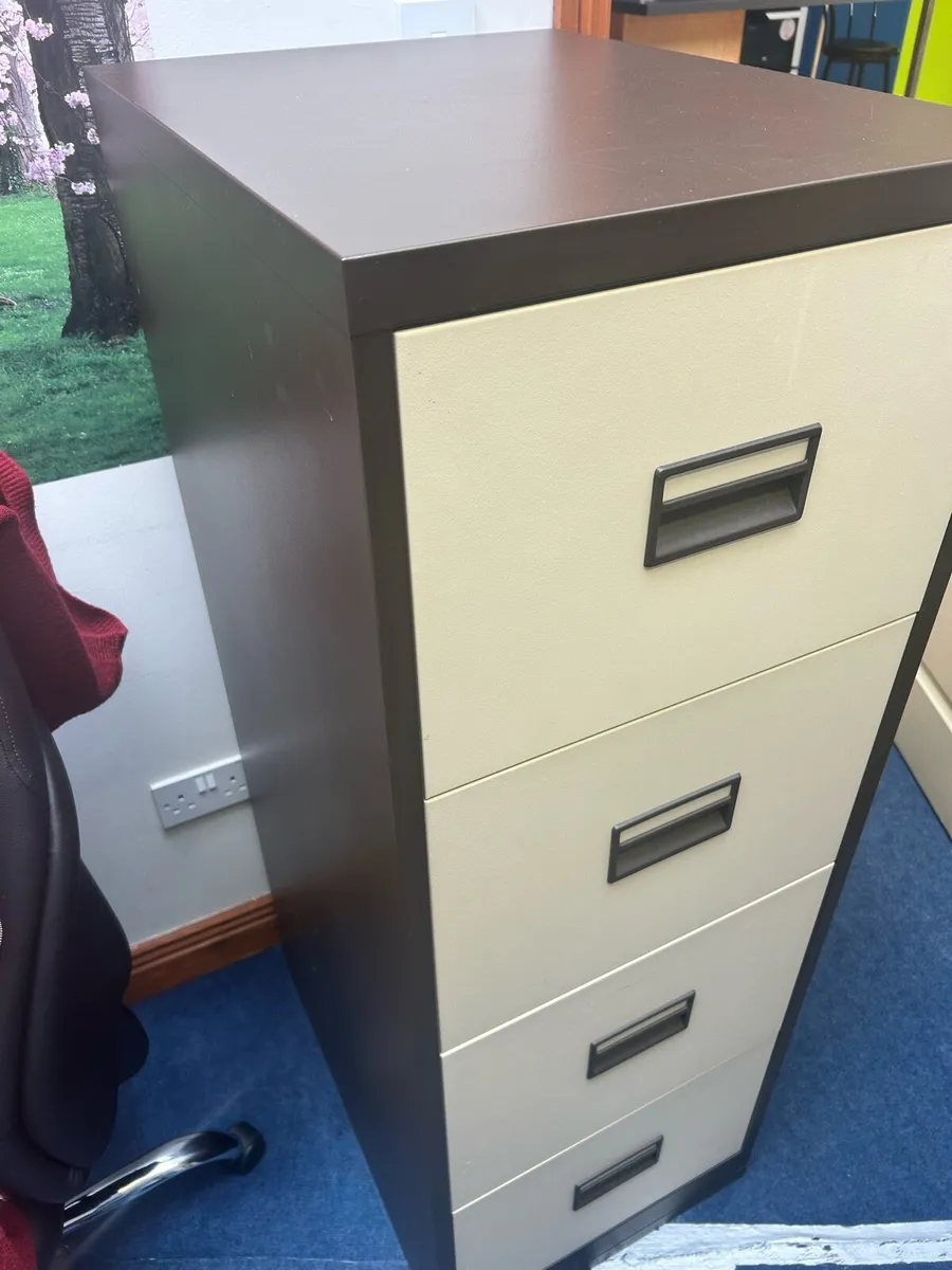 Filing cabinet - Image 3