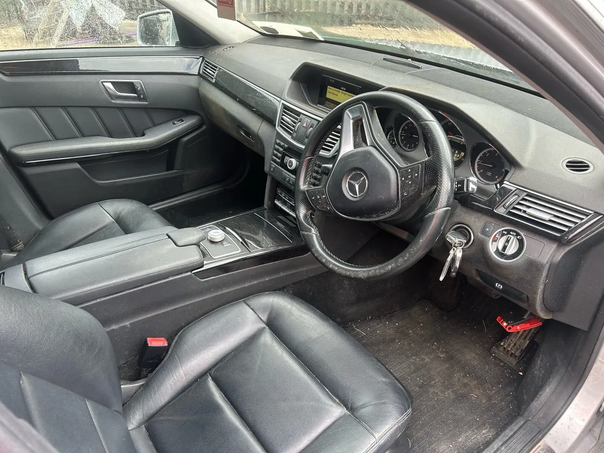 Mercedes e250cdi avangarde 2012 - Image 3