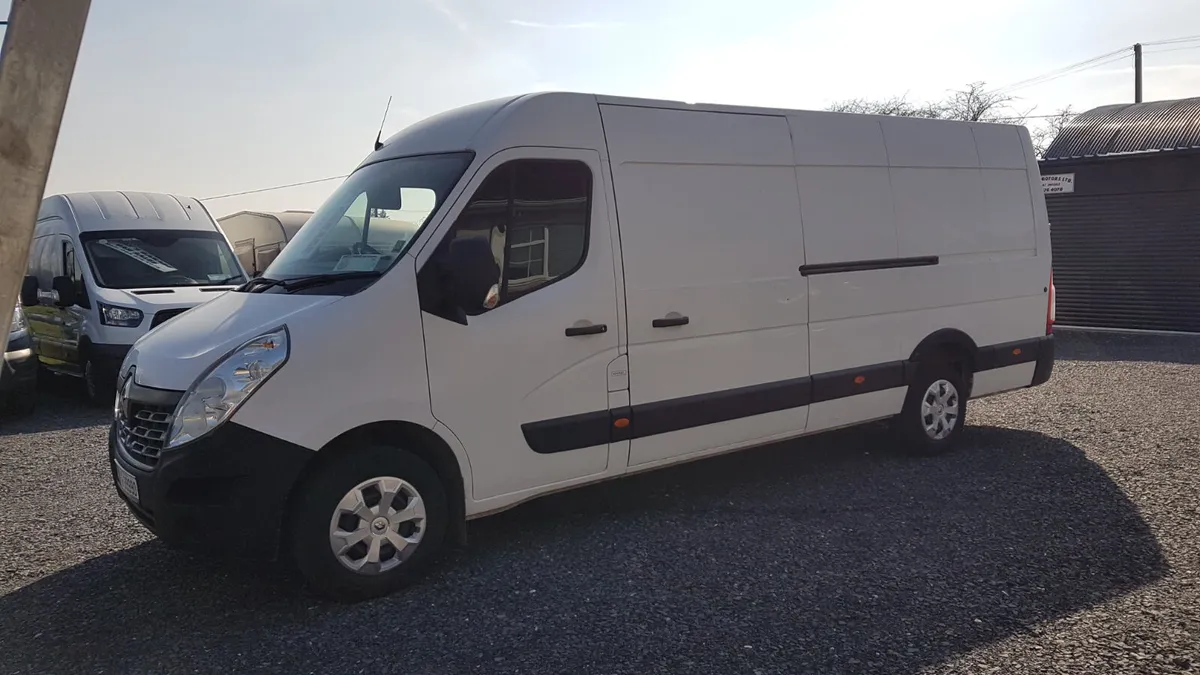 Renault Master 2019 ELWB 110KM VAT INVOICE - Image 3