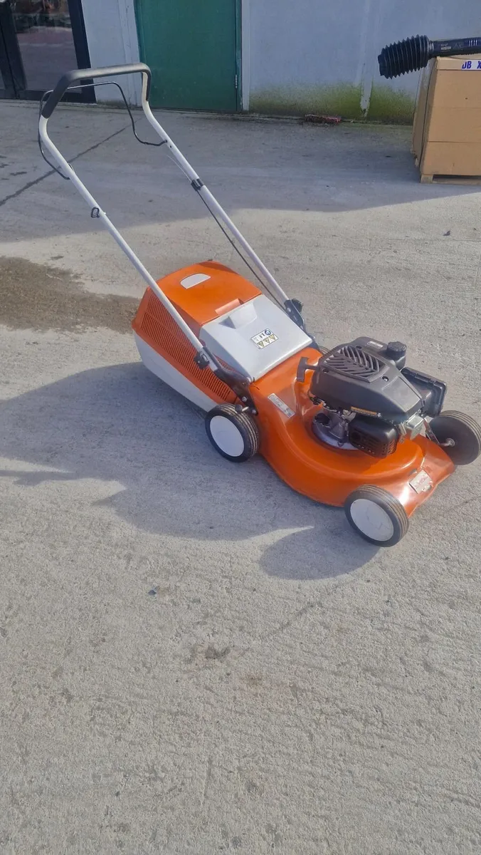 Stihl RM248 lawnmower - Image 1