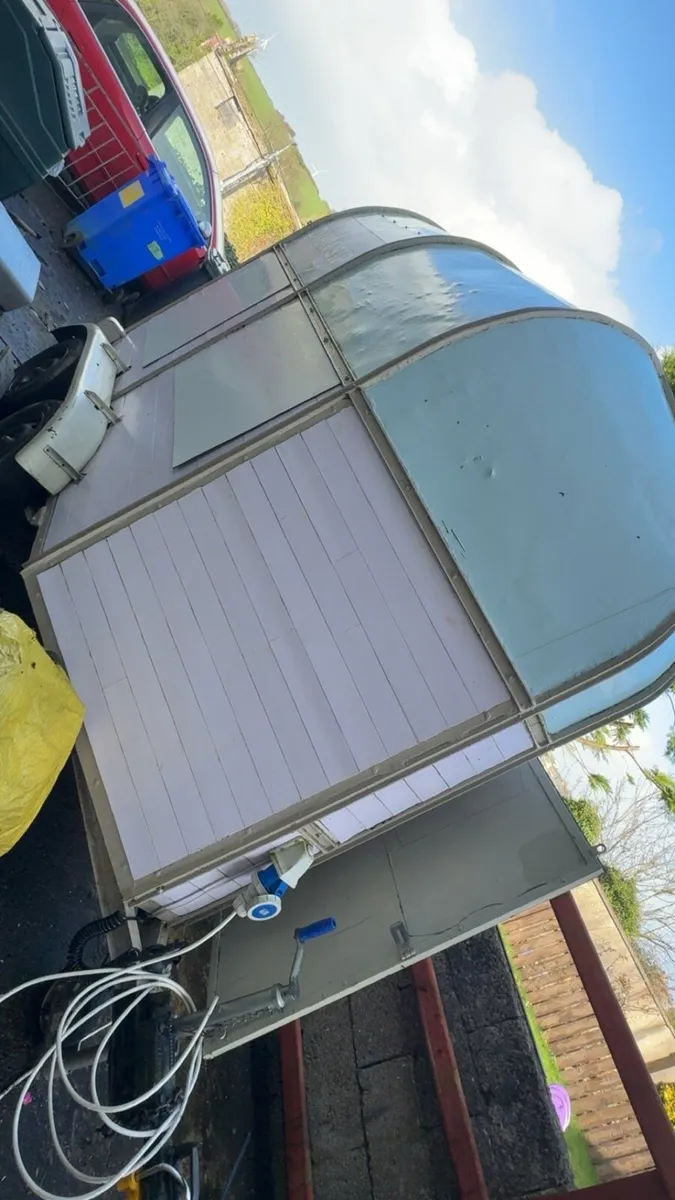 Coffee trailer - Image 4