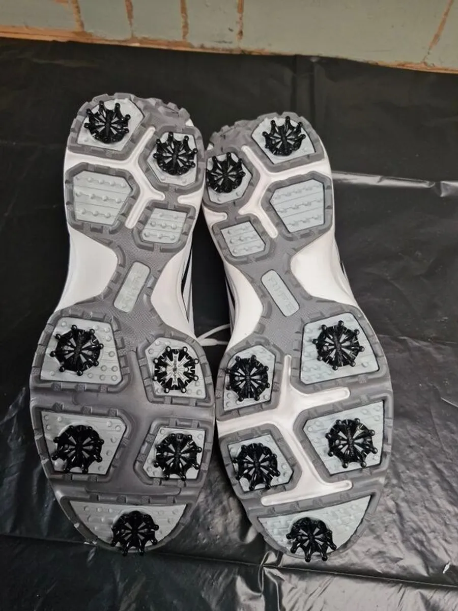 new golf shoes - Image 2
