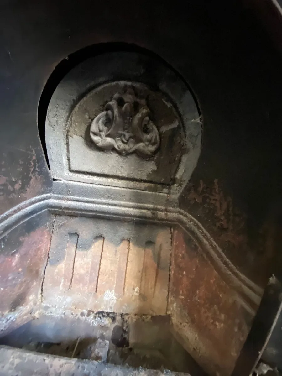 Mahogany Fire Surround with Cast Iron insert - Image 2