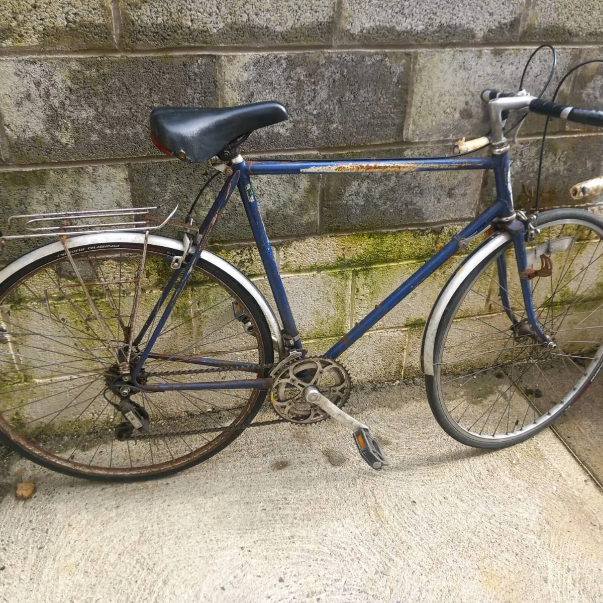 Vintage British eagle 12 speed racing bicycle - Image 2