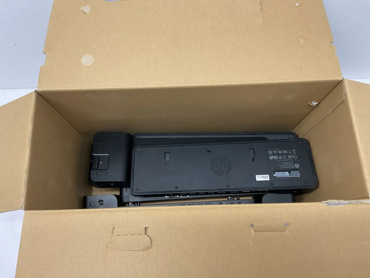 Online Auction Of A Docking Stations & More! - Image 2