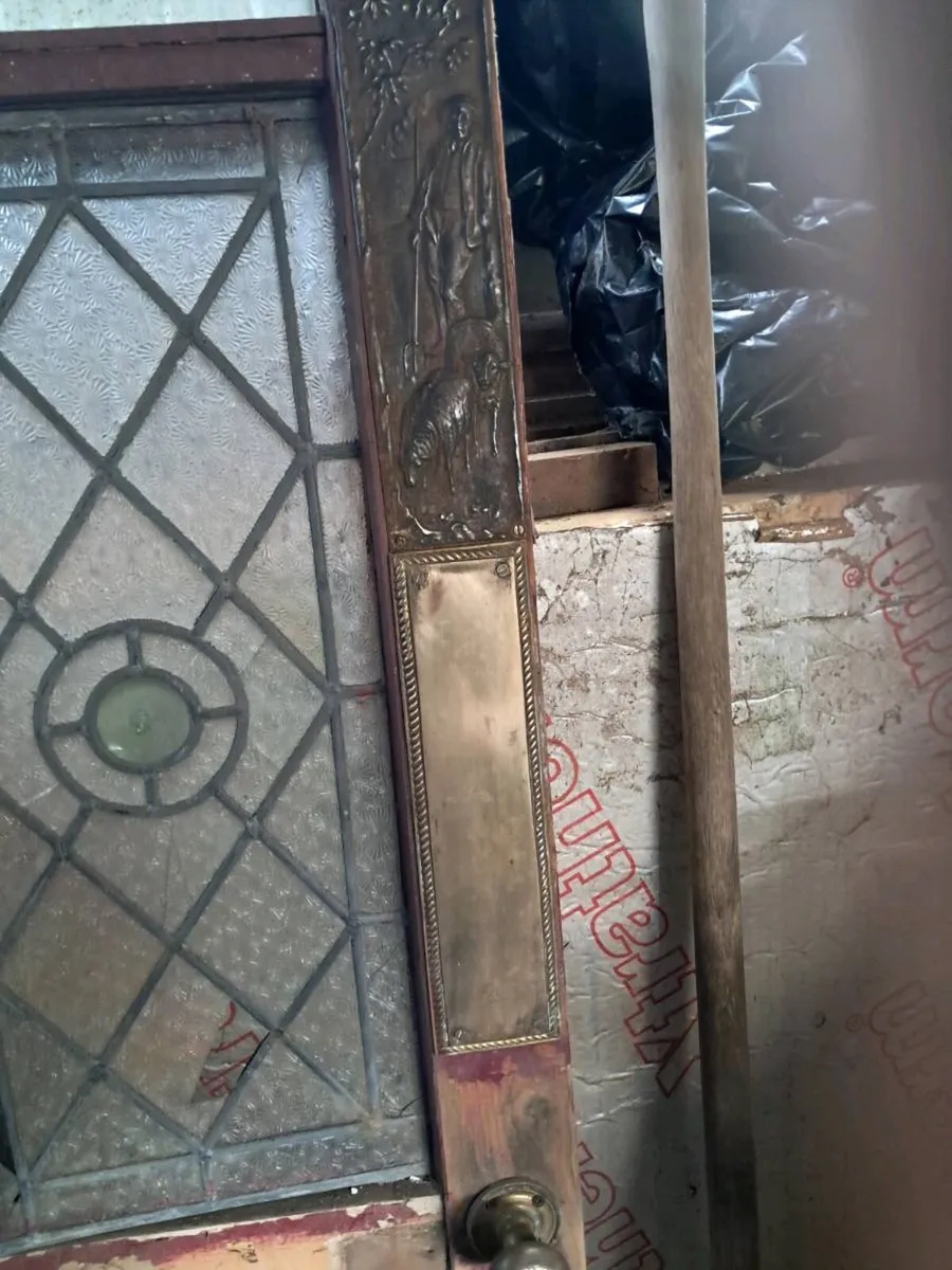 Very old pine door - Image 2