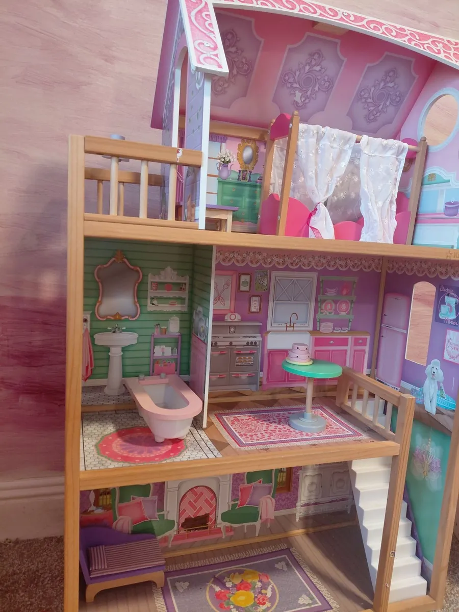 Kidscraft Dolls house - Image 1