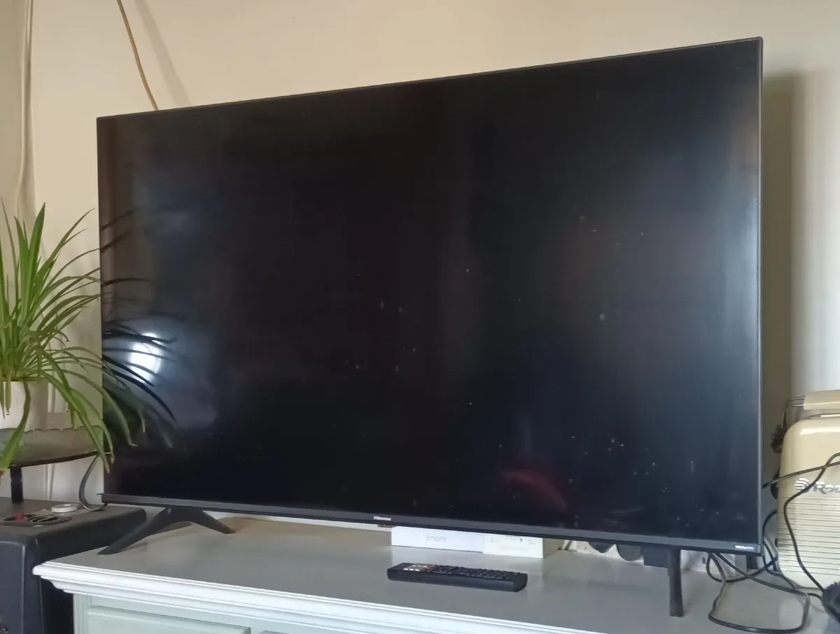 Hisense 50inch TV - Image 1