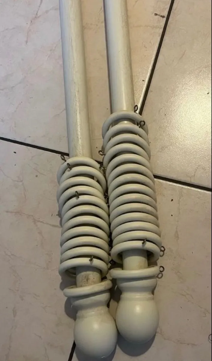 Curtain rails need them gone my today ASAP - Image 2