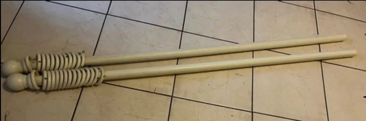 Curtain rails need them gone my today ASAP - Image 1