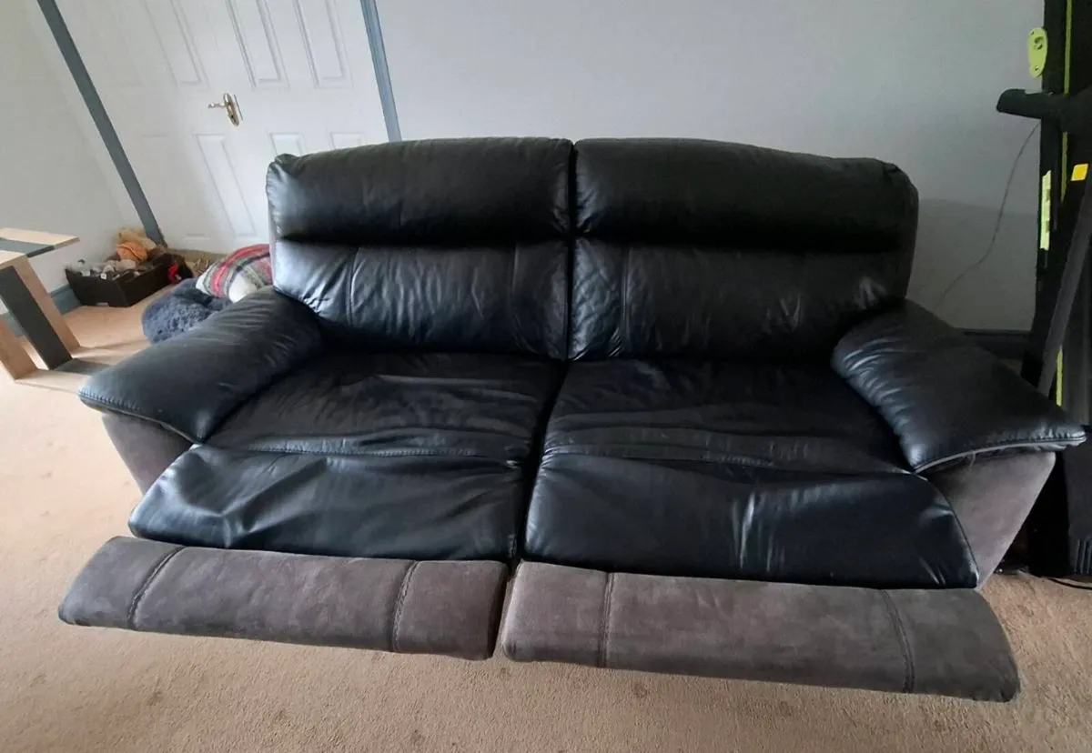 3 -4 Seater Sofa with recliners - Image 3