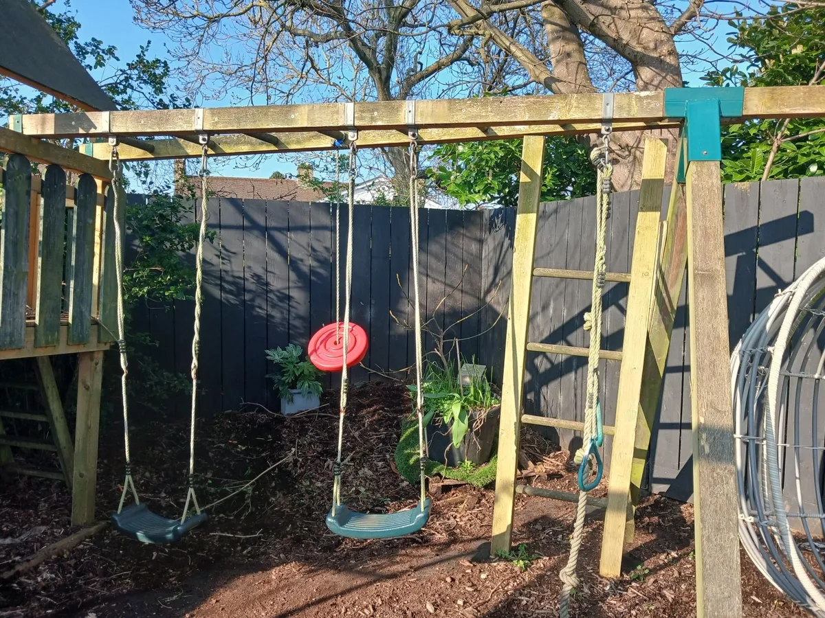 Childrens Play Equipment - Image 2