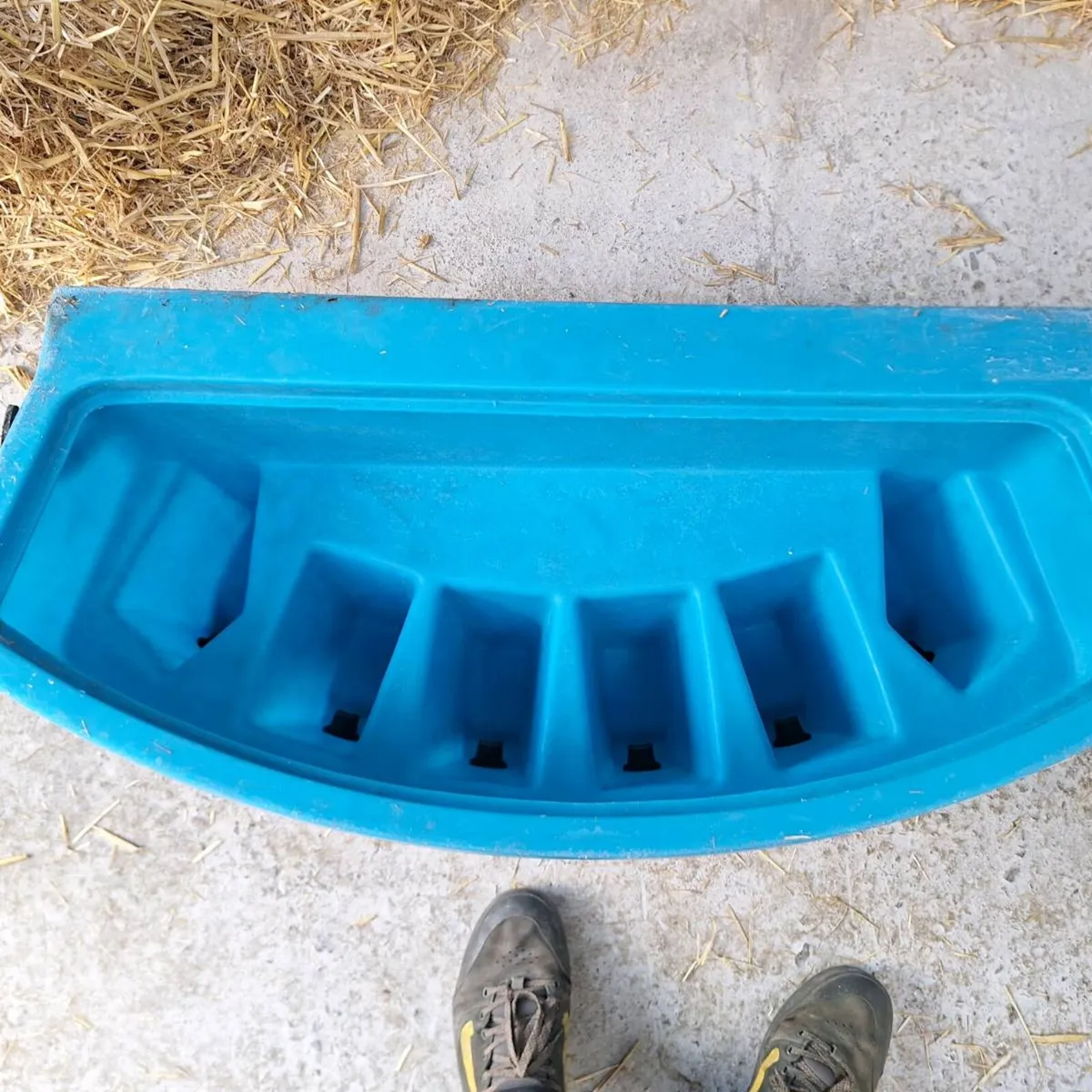 Jfc calf feeders - Image 2