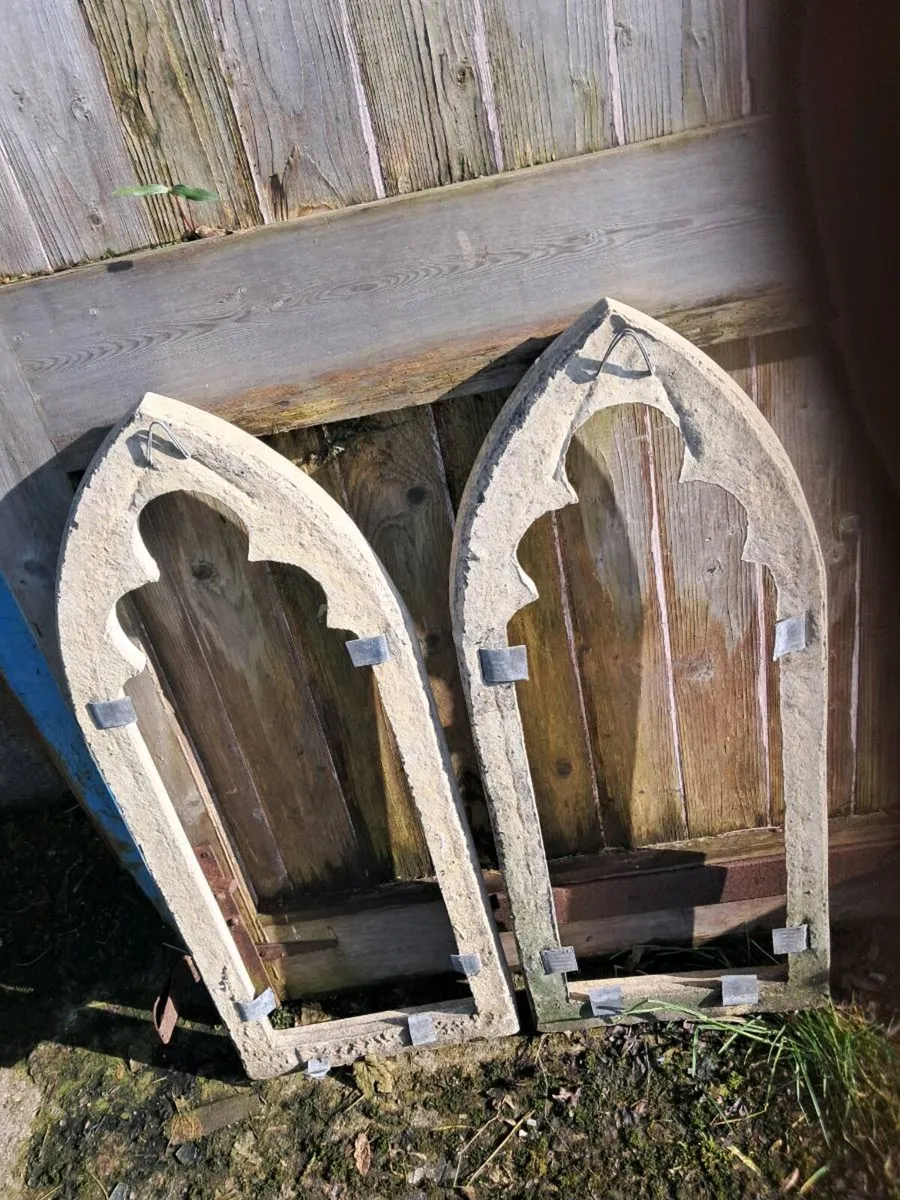 Pair  of composite stone frames - Image 1