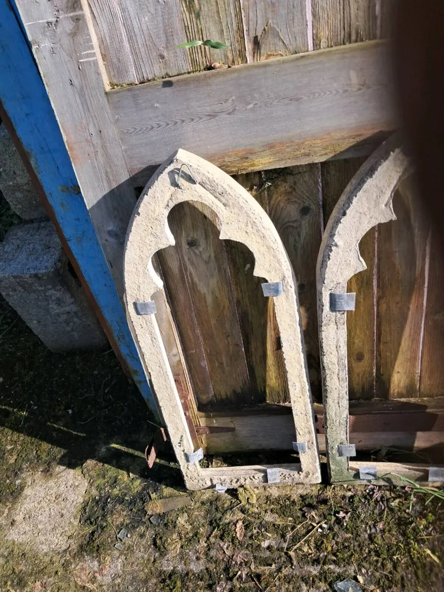 Pair  of composite stone frames - Image 2