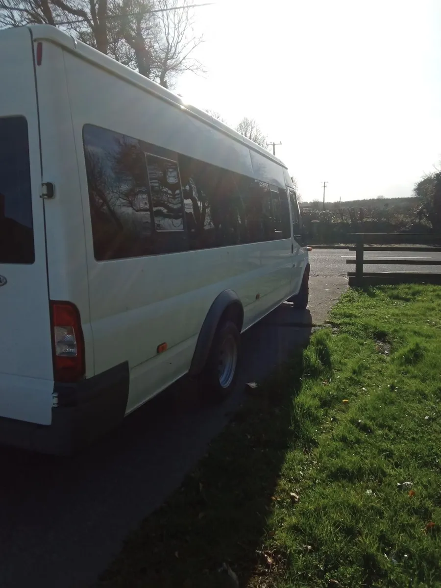 Ford Transit 2010 - Image 2