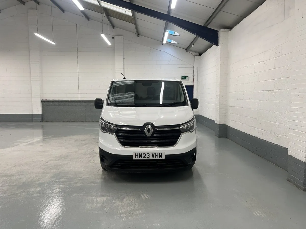 2023 Renault Trafic Panel Van - Image 1