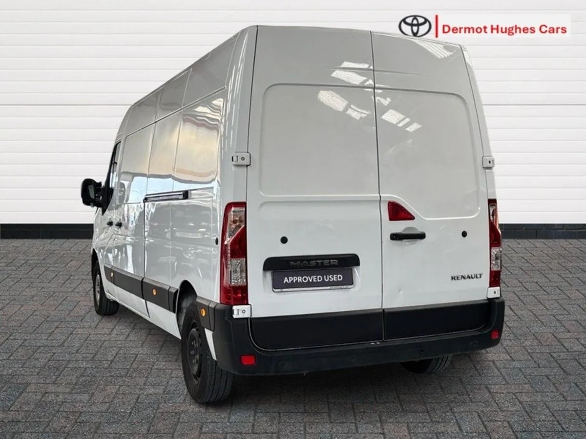 Renault Master FWD LM35 BLUE DCI 135 B - Image 2