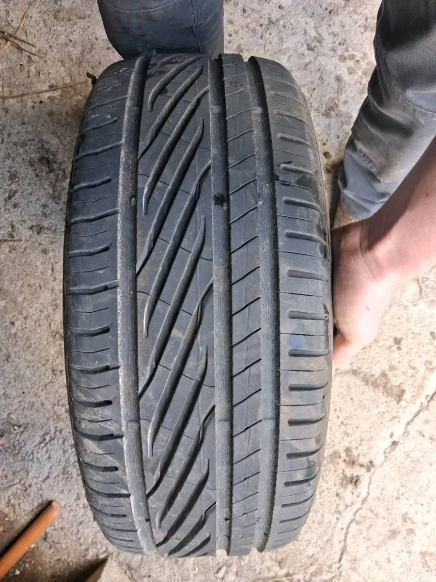 New tyre - Image 3
