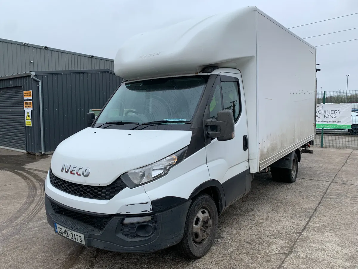 UNRESERVED 2015 IVECO DAILY 35C13 BOX BODY FOR AUC - Image 1