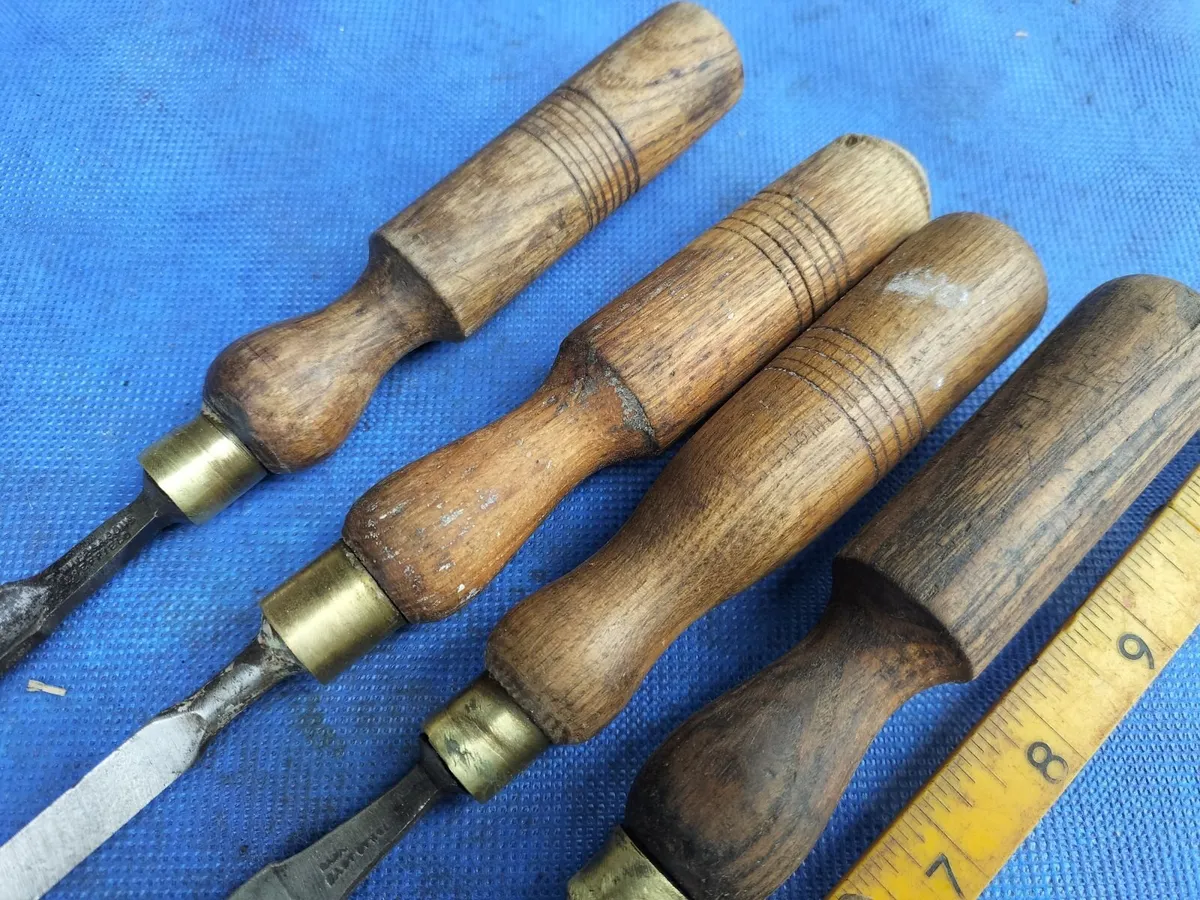 3 Chisels and a Gouge - Image 3
