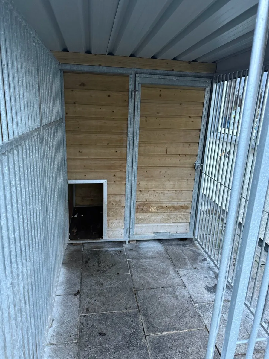 Dog Pens - Image 3