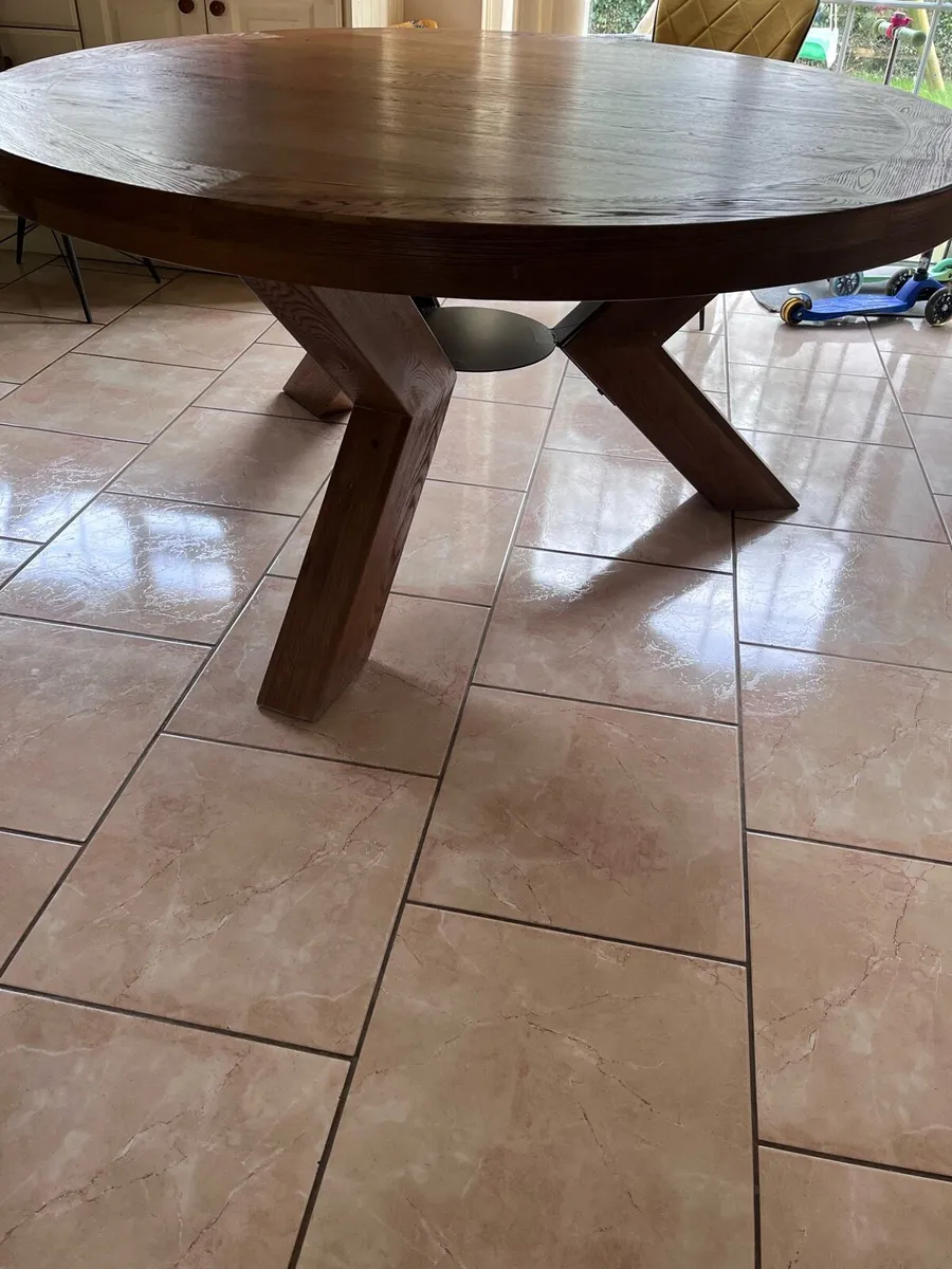 Round kitchen table solid wood - Image 3