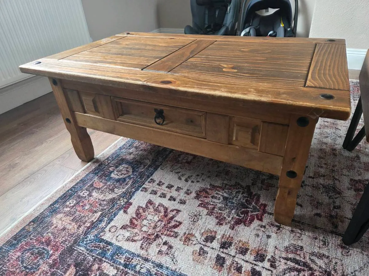 Solid Oak coffee table / TV stand for sale - Image 3